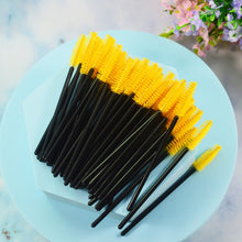 Load image into Gallery viewer, QSTY 50Pcs Eyelash Disposable Mascara Wands