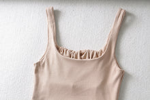 Load image into Gallery viewer, AACHOAE Women Sleeveless Backless Crop Top