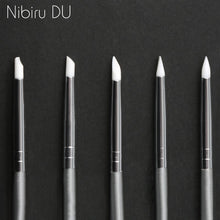 Load image into Gallery viewer, NIBIRU DU 5 Pcs Soft Silicone Nail Brush