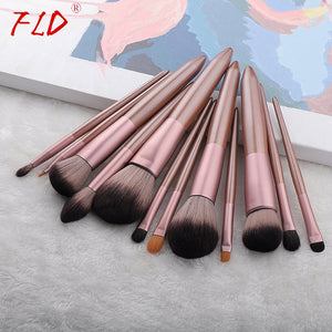 FLD 12pcs Wood Handle Makeup Brush Set