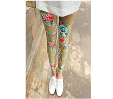 Load image into Gallery viewer, CUHAKCI Women Graffiti Floral Patterned Print Leggings