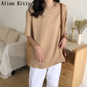 ALIEN KITTY Loose Natural Short Basic T-Shirt