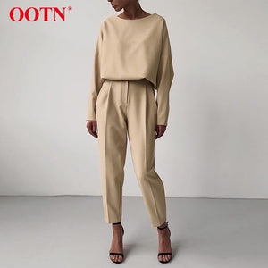 OOTN Casual Blouse And High Waist Khaki Pants