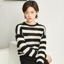 Load image into Gallery viewer, AMII Women Striped Knitted Sweater