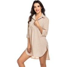 Load image into Gallery viewer, Women Plaid Print T-shirt
